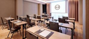 Restoran atau tempat lain untuk makan di B&B HOTEL RZESZÓW CENTRUM