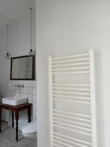 Ένα μπάνιο στο House for 4 people +18 φωτογραφίες