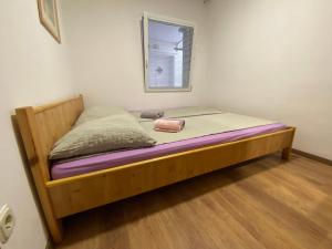 Voodi või voodid majutusasutuse Merlyn toas +21 fotot