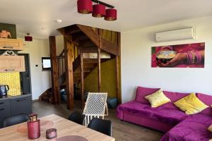 Χώρος καθιστικού στο Family-friendly holiday home in Mielenko