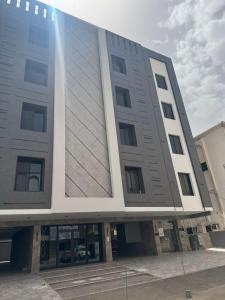 Budova, kde se apartmán nachází + 13 fotografií