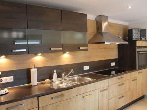 Η κουζίνα ή μικρή κουζίνα στο Holiday apartment in Polch with parking +8 φωτογραφίες