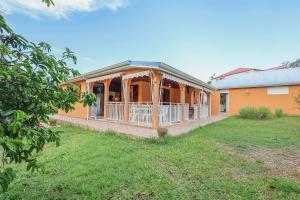 Budova, kde se prázdninový dům nachází