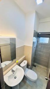 Bilik mandi di Green Valley Residence