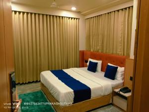 Fotografie z fotogalerie ubytování Hotel Earth Orbit v destinaci Gándhínagar + 4 fotografie