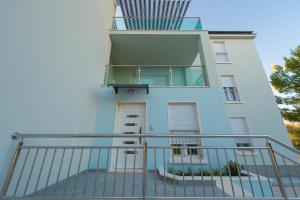 Balkón nebo terasa v ubytování Blue Sky Apartments