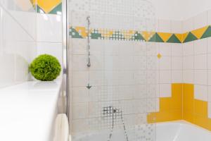 Et badeværelse på FLEX Aparts - möblierte 2-Raum Wohnung zentrumsnah in Zwickau