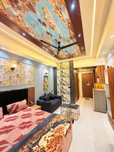 O bucătărie sau chicinetă la The Heaven Studio