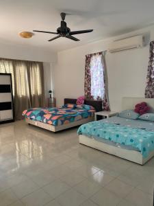 Φωτογραφία από το άλμπουμ του FangFei Homestay 芳菲民宿 σε Σερεμπάν