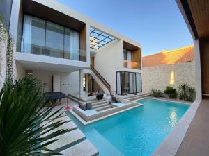 Πισίνα στο ή κοντά στο 3BR Modern Villa Cemagi