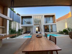 Πισίνα στο ή κοντά στο 3BR Modern Villa Cemagi