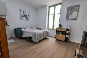 Voodi või voodid majutusasutuse Calm & Cure - Proximity to Thermal Baths toas