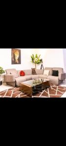 Φωτογραφία από το άλμπουμ του Cosy Luxury Appart σε Λιμπρεβίλ +2 φωτογραφίες