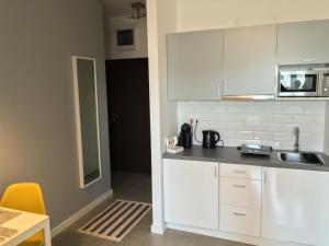 Kuchyňa alebo kuchynka v ubytovaní Apartament blisko Centrum