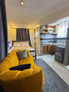Kuchyň nebo kuchyňský kout v ubytování Serenity suites, Ntinda