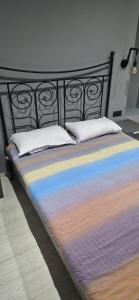 Ένα ή περισσότερα κρεβάτια σε δωμάτιο στο LCB Apartments Centru Târgu Mureș +10 φωτογραφίες