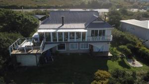 Το κτήριο όπου στεγάζεται  the country house