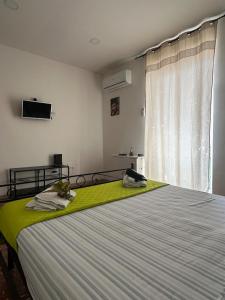 Μια τηλεόραση ή/και κέντρο ψυχαγωγίας στο La Residenza di Giovanni a Napoli