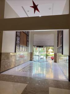 Φωτογραφία από το άλμπουμ του Big Apartment in Al Telal Tower σε As Sifyānī