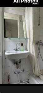 Imagen de la galería de Beautiful Rooms nearby Champs Elysées, en París