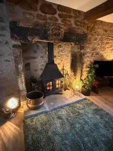 Gallery image of The Snug- A beautiful and characterful property connected to a historic Georgian Manor House in Overton