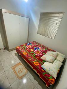 Postel nebo postele na pokoji v ubytování Casa com varanda toda mobiliada