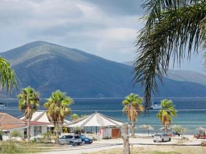Příroda nedaleko apartmánu + 5 fotografií