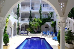 Bazén v ubytování Hotel Casa Mara By Akel Hotels nebo v jeho okolí