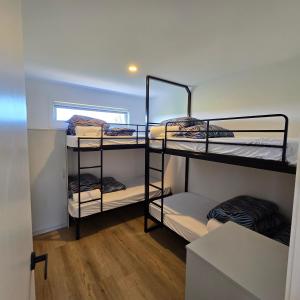 Ένα ή περισσότερα κρεβάτια σε δωμάτιο στο Bridgewater Caravan Park