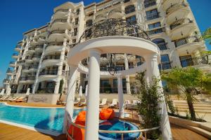 Gallery image of Harmony Suites Saint Vlas in Sveti Vlas