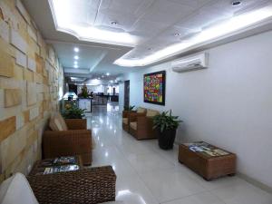 Vajamar Hotel的休息区