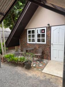 En have udenfor Koh Yor Resort เกาะยอรีสอร์ท