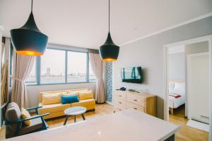 TV/trung tâm giải trí tại KaKa Hotel Han River