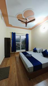 Postel nebo postele na pokoji v ubytování Host Labs Homestay - Premium View