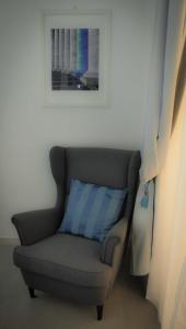 A seating area at Rome Together Guest House