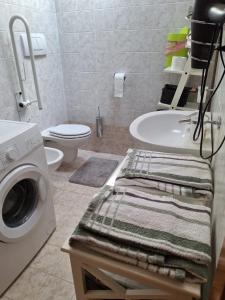 Koupelna v ubytování Allis Home + 29 fotografií