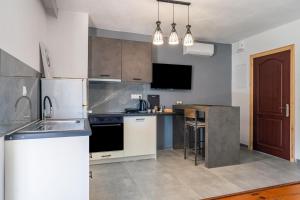 Afbeelding uit fotogalerij van Starry Sky Luxury Apartment 6 in Áno Lefkímmi +21 foto's