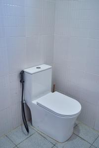 Ένα μπάνιο στο Elegant Dar Suburb Hideaway