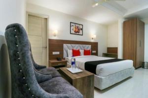 Afbeelding uit fotogalerij van HOTEL ATHENS , a boutique hotel in Zirakpur