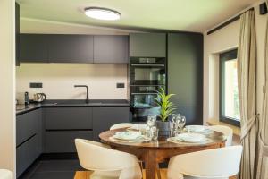 Φωτογραφία από το άλμπουμ του MAISON PLEOD - Vista Castello e Giardino Privato σε Fenis