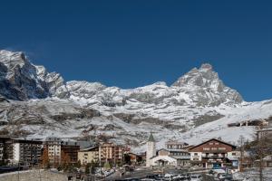 En generel udsigt til bjerge eller udsigt til bjerge taget fra lejligheden + 21 billeder