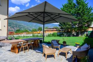 Φωτογραφία από το άλμπουμ του MAISON PLEOD - Vista Castello e Giardino Privato σε Fenis +17 φωτογραφίες