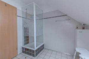 Ένα μπάνιο στο Ferienwohnung Frankenblick +17 φωτογραφίες