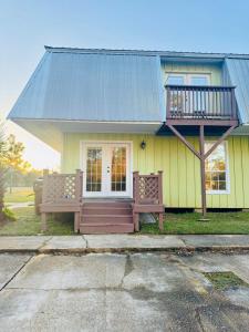 Το κτήριο όπου στεγάζεται  το διαμέρισμα