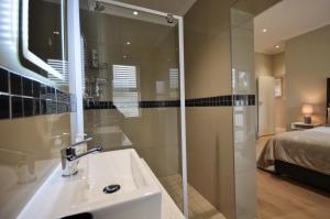 Phòng tắm tại Montblanc Cottage +27 ảnh