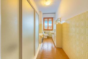 Φωτογραφία από το άλμπουμ του Comfortable apartment 5 minutes from Rho Fiera-Milano σε Rho