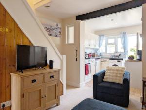 Kuchyň nebo kuchyňský kout v ubytování 5 Coastguard Cottages - Emsworth