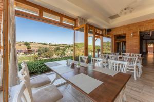 Μπαλκόνι ή βεράντα στο Ménes Vendégház