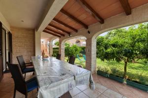 Κήπος έξω από το Anka in Medulin * Istrien