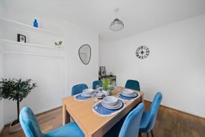 Φωτογραφία από το άλμπουμ του St Albans - 3 bedroom with FREE parking στο Σεντ Άλμπανς